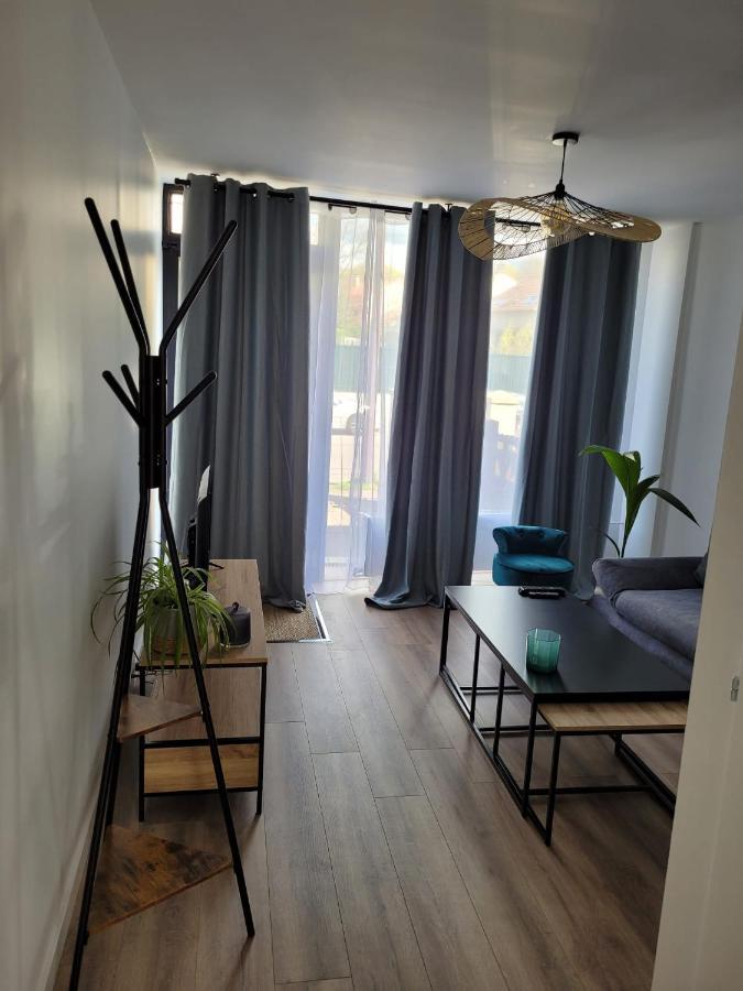 Les Oursins-Appartement 3Pieces, 4 Couchages Et Parking Gratuit Metz Bagian luar foto